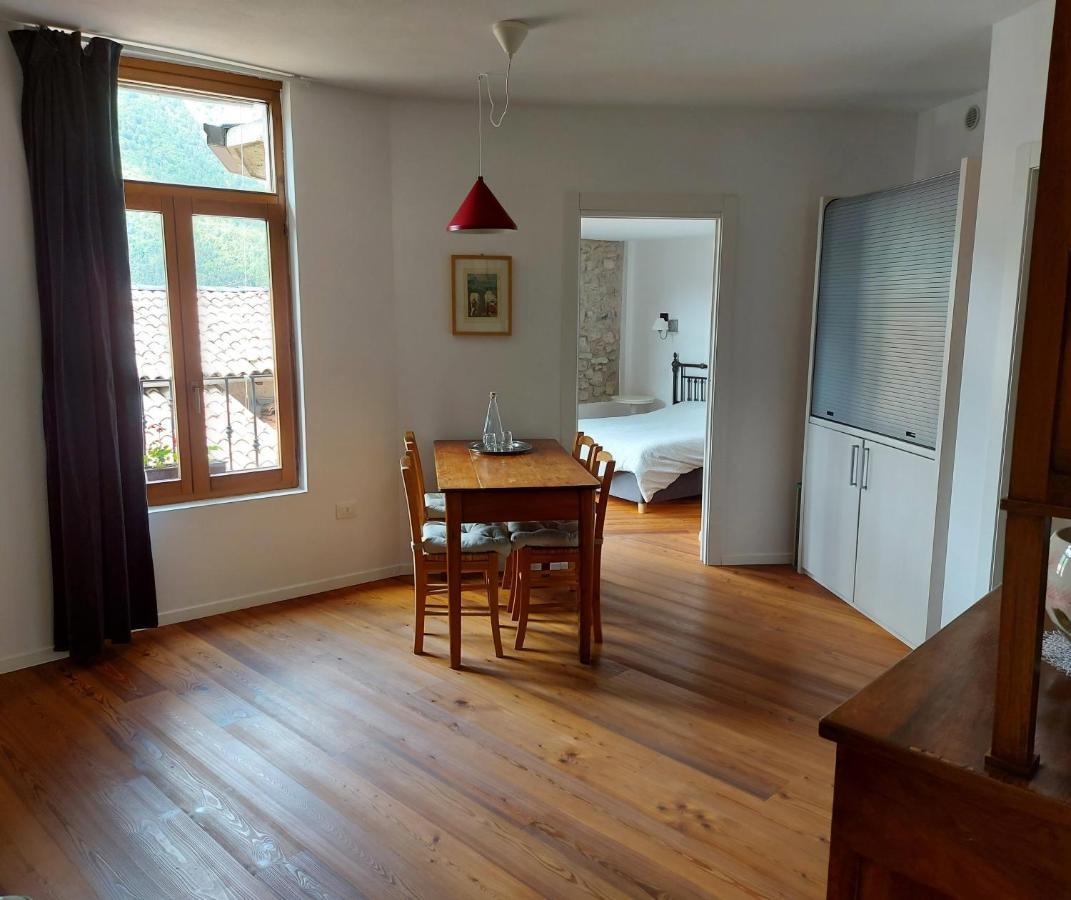 La Piazzetta Di Canale B&B Тенно Екстер'єр фото