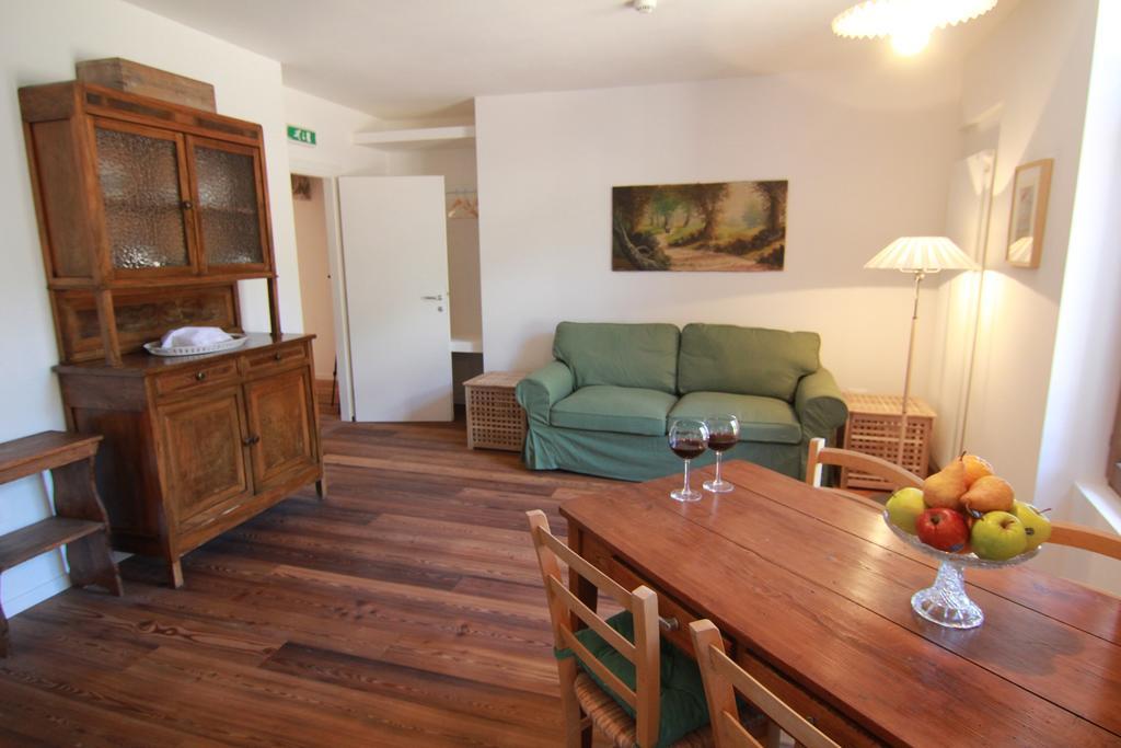 La Piazzetta Di Canale B&B Тенно Номер фото